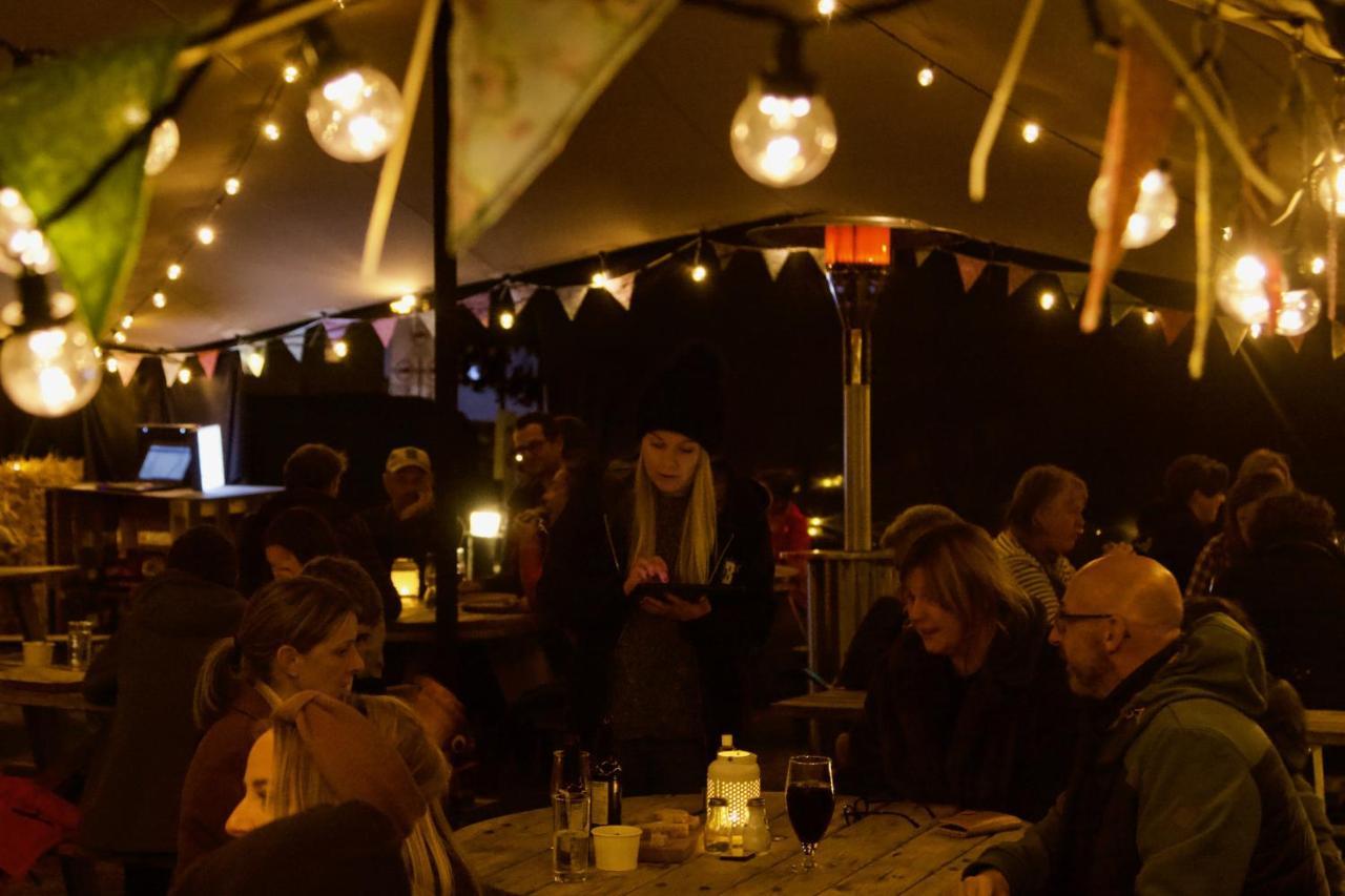 The Bull Hotel Ditchling ภายนอก รูปภาพ